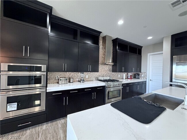 Building Photo - 56 Olympia Chase Dr