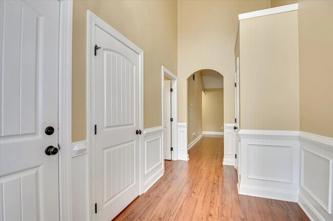 Building Photo - 621 Shipley Ave