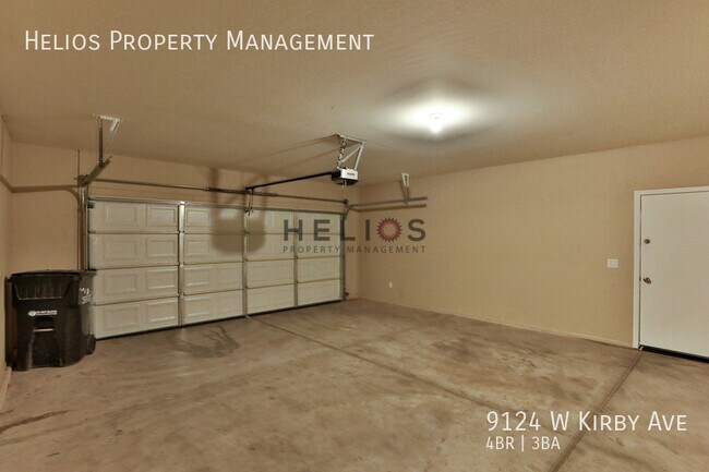 Building Photo - 9124 W Kirby Ave