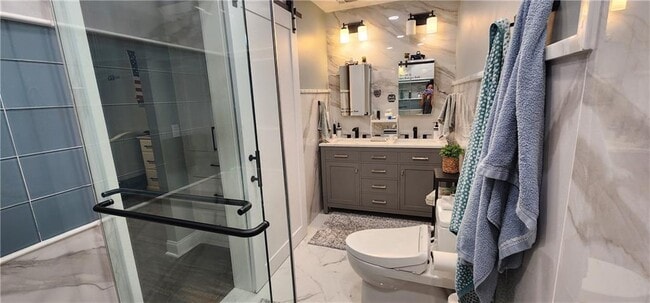 Building Photo - 5583 Julian Pl