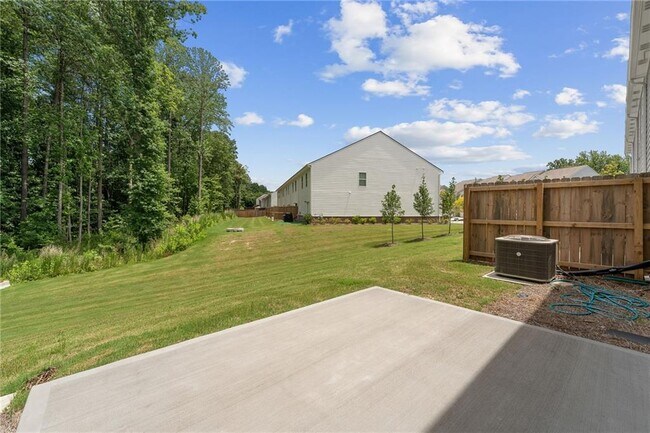 Building Photo - 3341 Greyton Dr