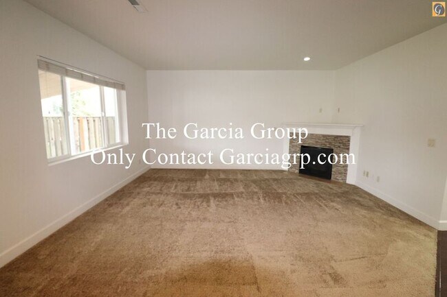 Building Photo - 1129 Lilac St