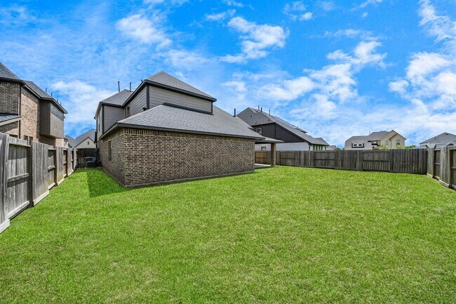 Building Photo - 28907 Ridge Valley Ct