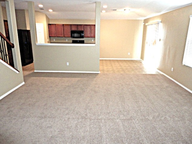 Building Photo - 606 Chapman Dr