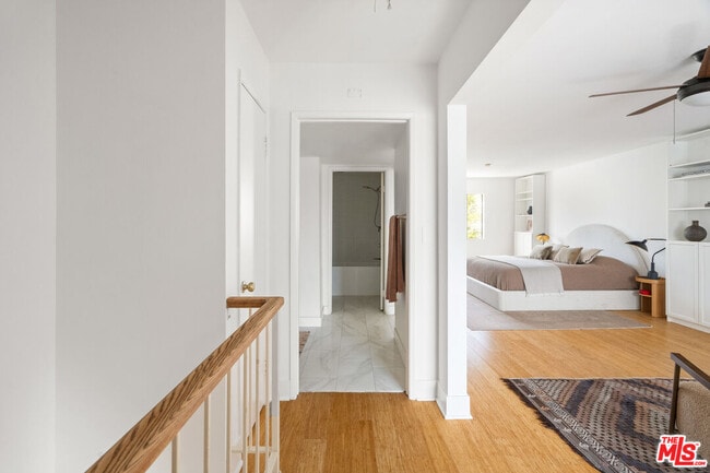 Building Photo - 4658 Don Lorenzo Dr