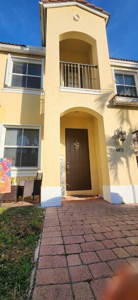 Building Photo - 4071 SW 149th Pl