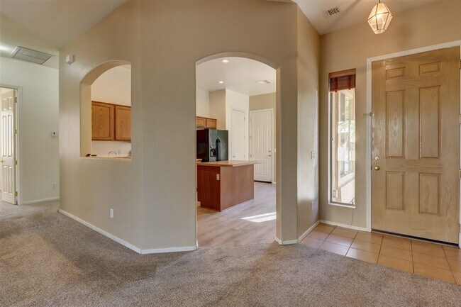 Building Photo - 3 bed, 2 bath Granville Home for Rent!