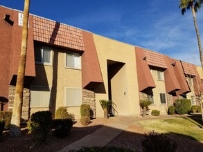 Building Photo - Beautiful 2 bedroom condo for Rent