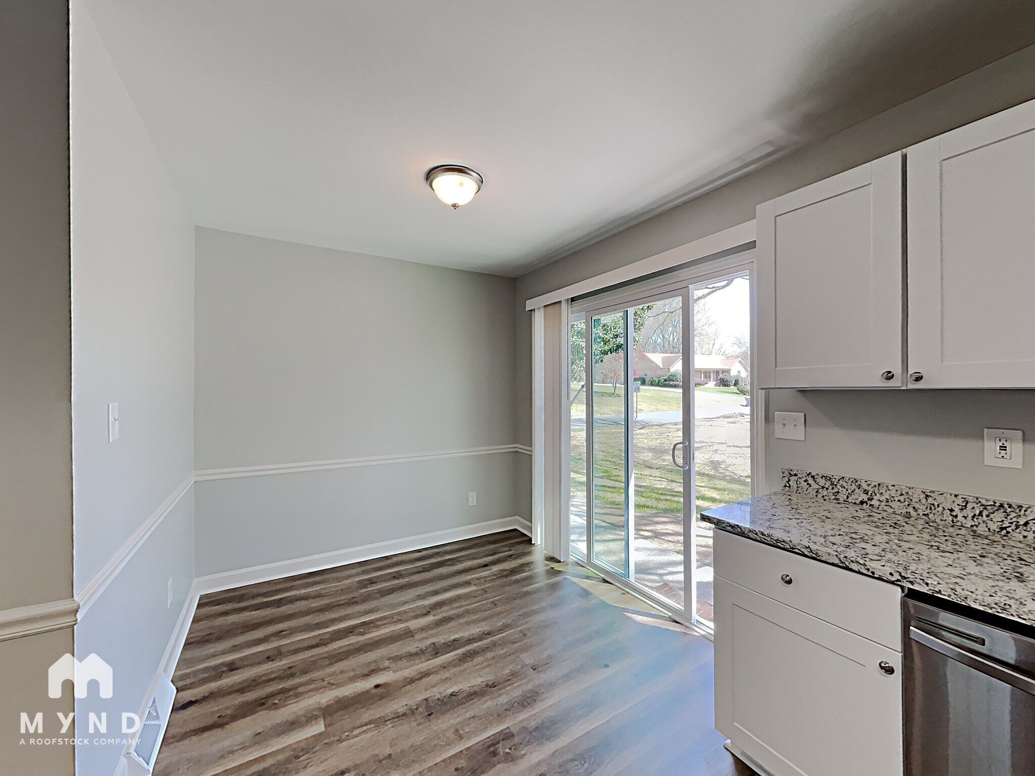 Building Photo - 4901 Craigwood Dr