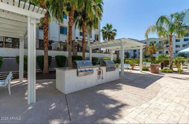 Building Photo - 2511 W Queen Creek Rd