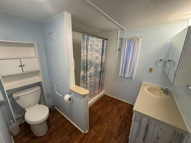 Building Photo - 7920 Sunrunner Dr