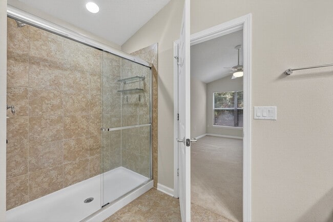 Building Photo - Home for rent