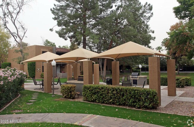 Building Photo - 6505 E Osborn Rd