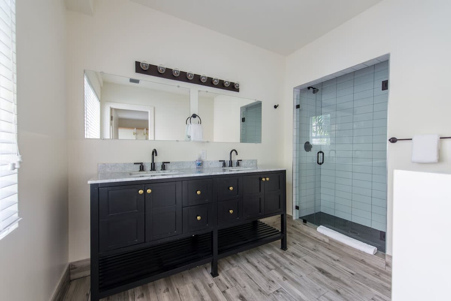 Building Photo - 747 4th St