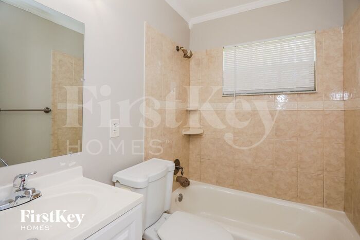 Building Photo - 1520 SW 68th Way