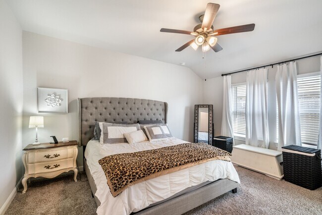 Building Photo - 24810 Timbarra Park Cir