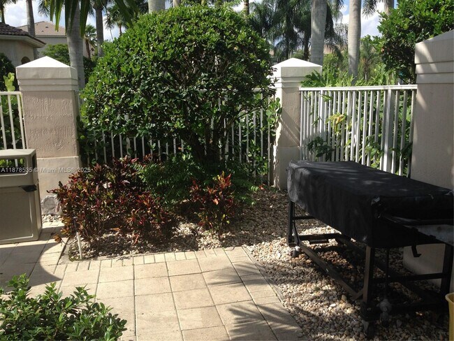 Building Photo - 5620 NW 114th Path