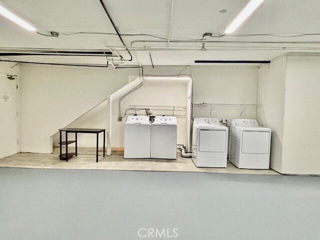 Building Photo - 904 W Balboa Blvd