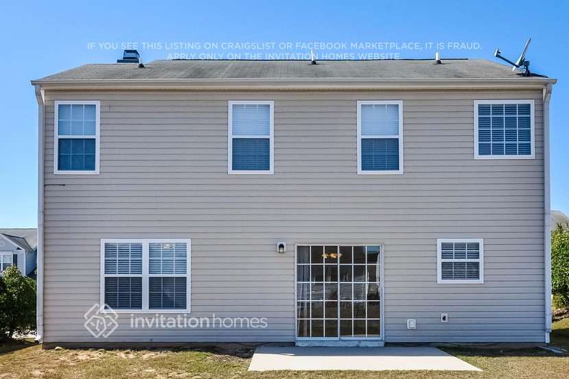 Building Photo - 8020 Bright Oak Trail