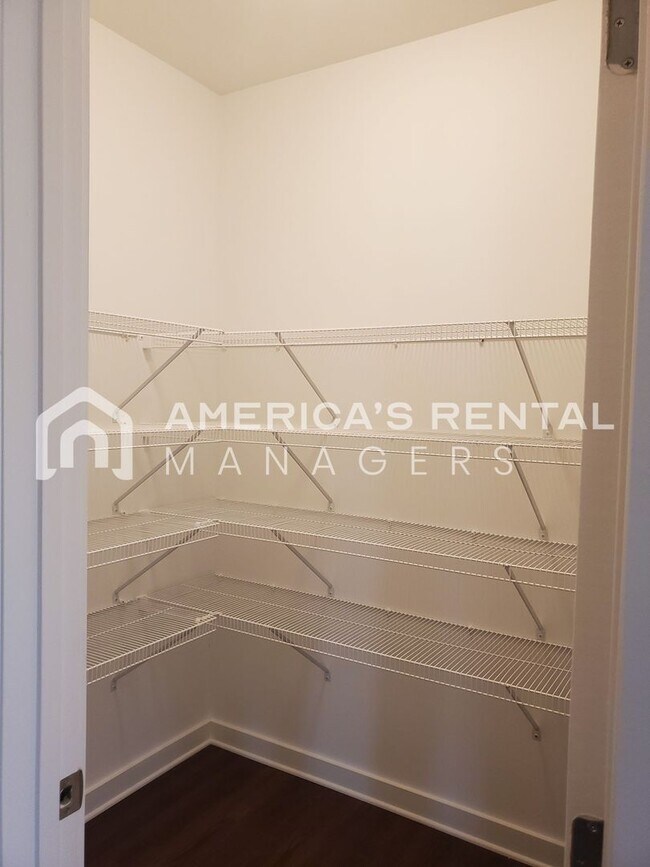 Building Photo - DEPOSIT PENDING! Home for Rent in Clanton, AL.. Available to View Now!!!