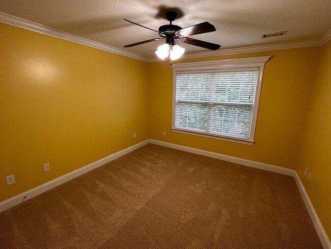 Building Photo - 2500 Grier Cir