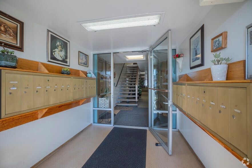 Lobby Photo - Newport Apartments