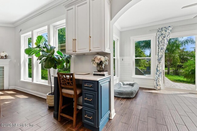 Building Photo - 1175 Eagle Point Dr