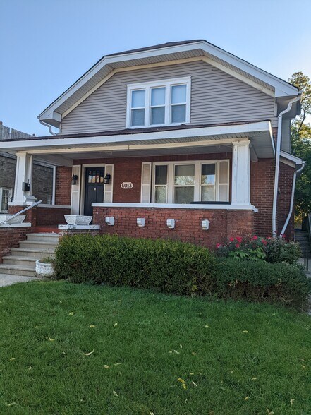 Front - 6013 12th Ave