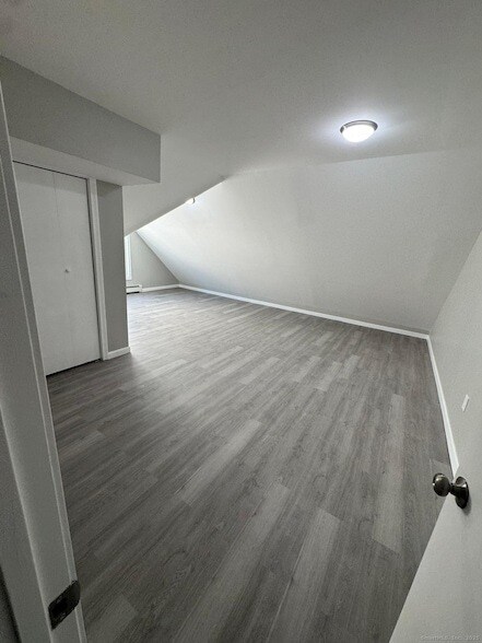 Building Photo - 422 Lafayette St