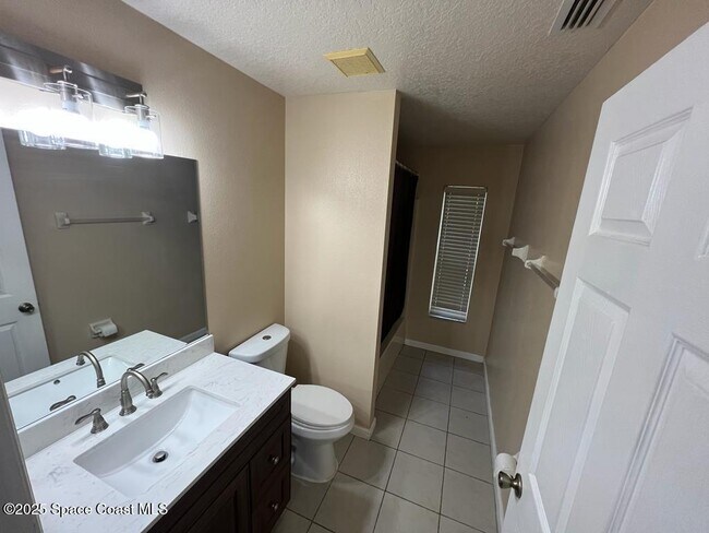 Building Photo - 156 Frederica Ave