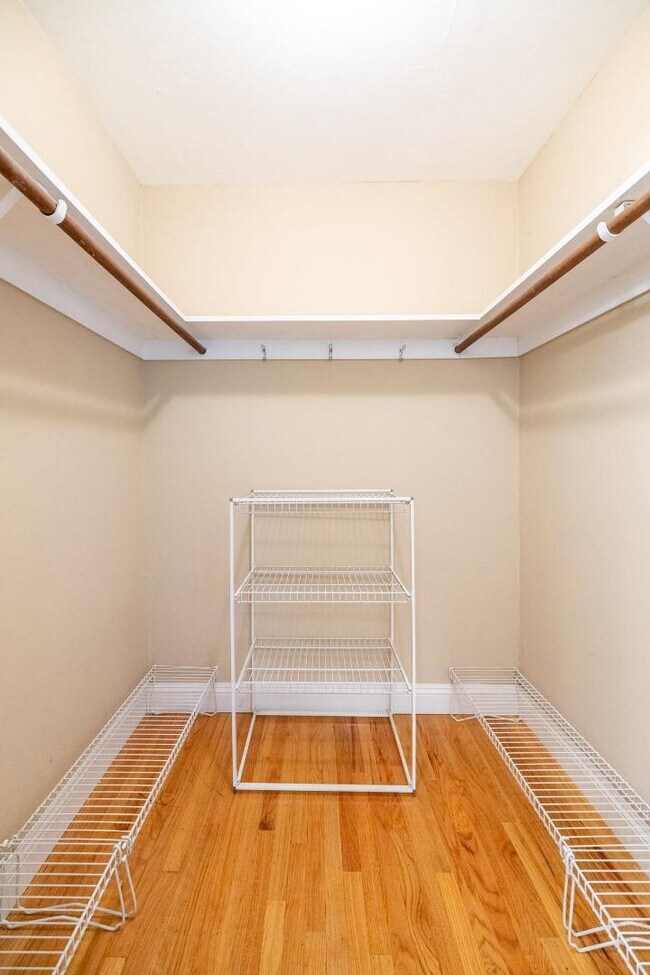 Building Photo - 3276 Andora Dr