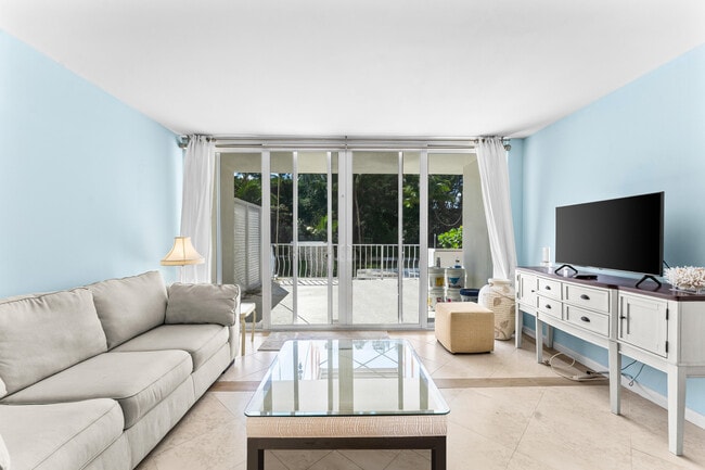 Building Photo - 2774 S Ocean Blvd