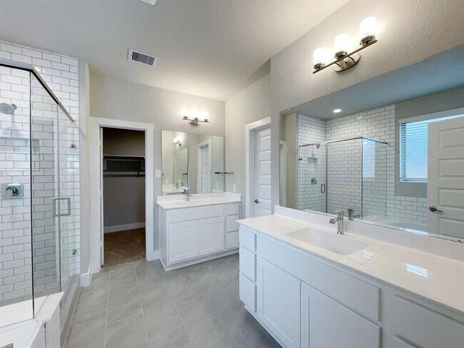 Building Photo - 3514 Gore Creek Dr