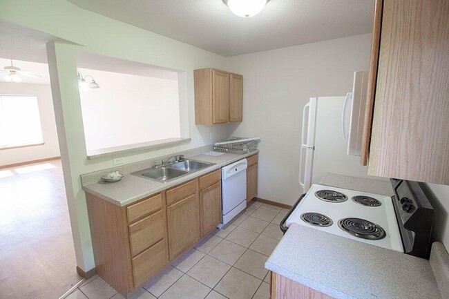 Building Photo - 1529 Bodie Dr