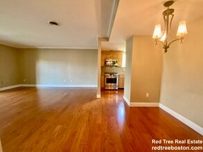 Building Photo - 20 Stearns Rd