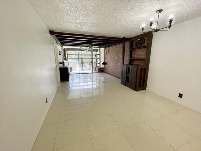 Building Photo - 5090 SW 64th Ave