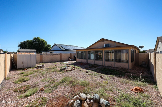 Building Photo - 11778 W Columbine Dr