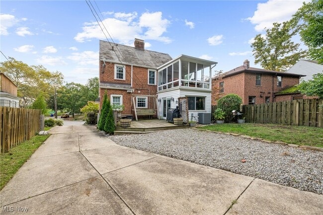Building Photo - 2244 Edgerton Rd