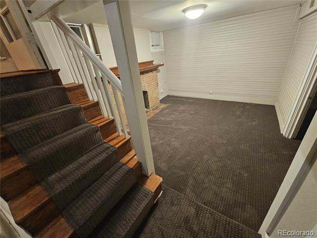 Building Photo - 803 N Marion St