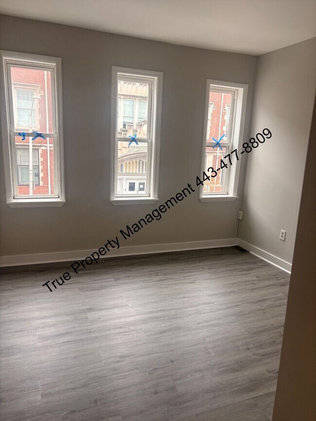 Building Photo - Cozy 2 Bedroom Home in West Baltimore