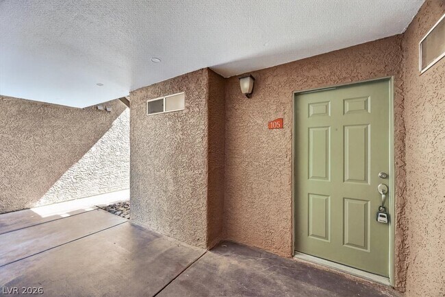 Building Photo - 2100 Jetty Rock Dr