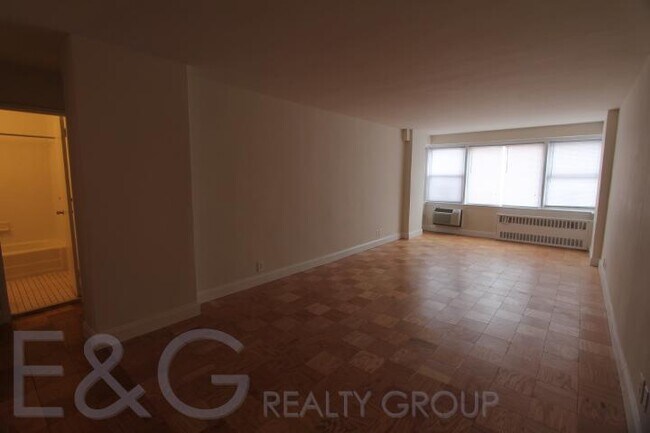 Building Photo - 1 bedroom in JAMAICA NY 11432
