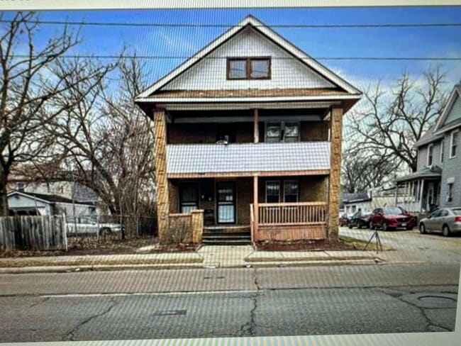 Primary Photo - 314 N Longwood St