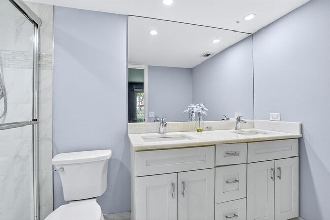 Building Photo - 2003 Granada Dr