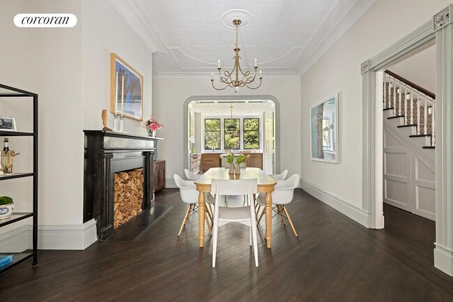 Building Photo - 57 Middagh St