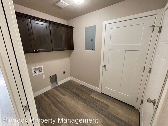 Building Photo - 3 br, 2 bath House - 38 Twin Pines Loop