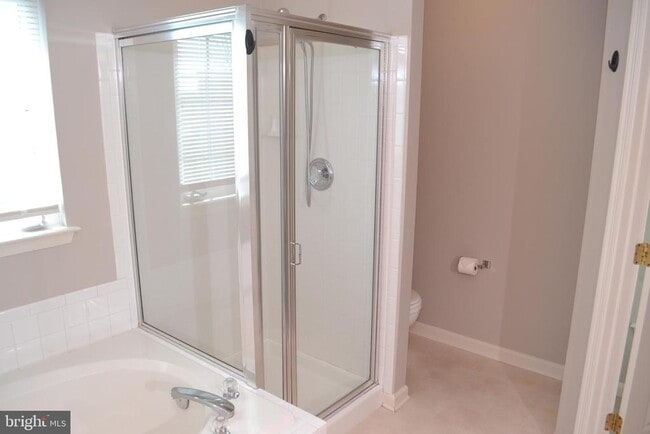 Building Photo - 1725 Emory St