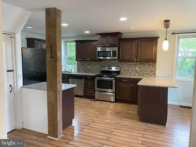 Building Photo - 7097 Union Deposit Rd