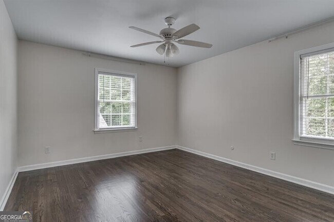 Building Photo - 4243 McClatchey Cir NE
