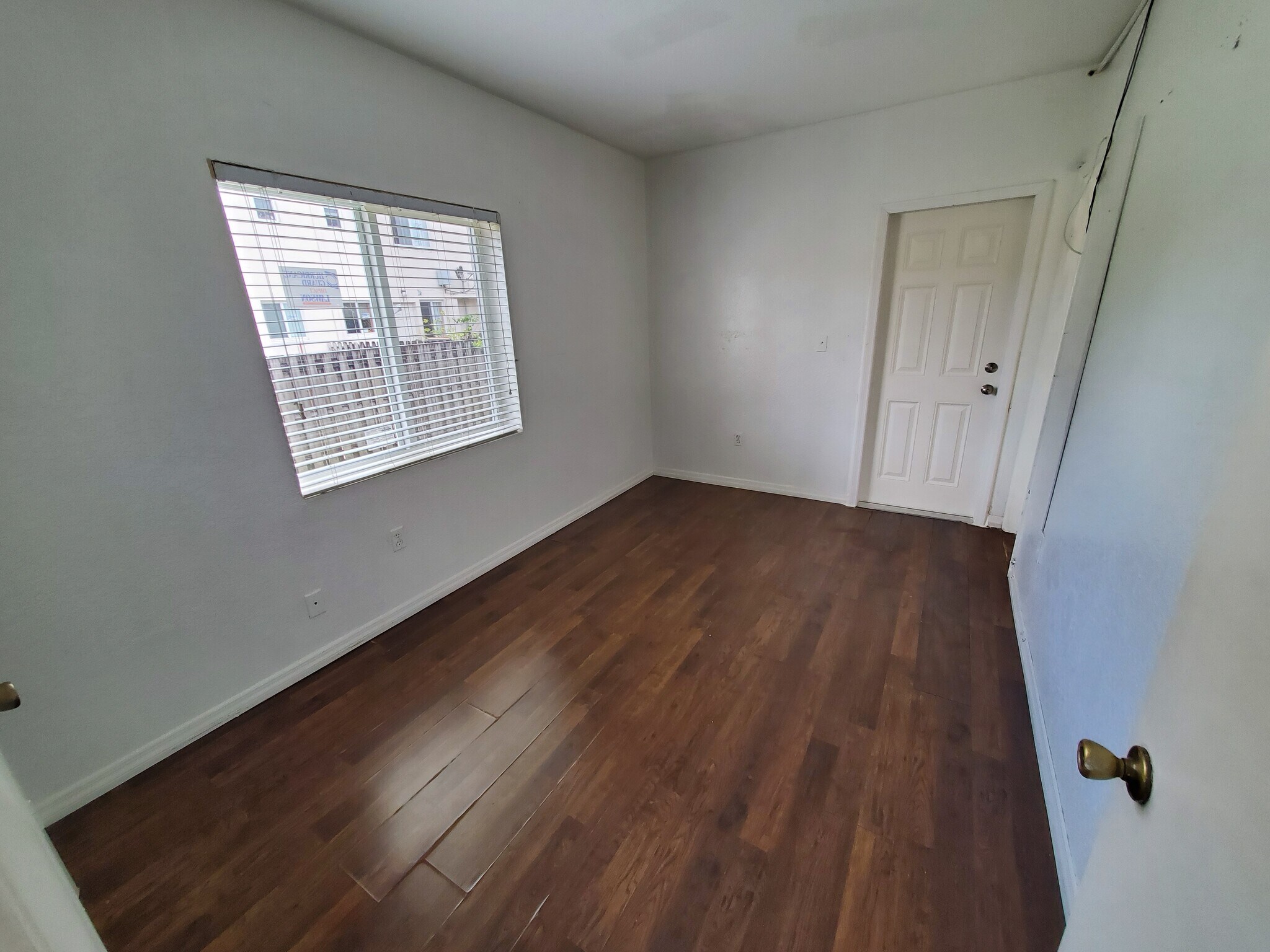 Building Photo - 300 NW 84th Terrace